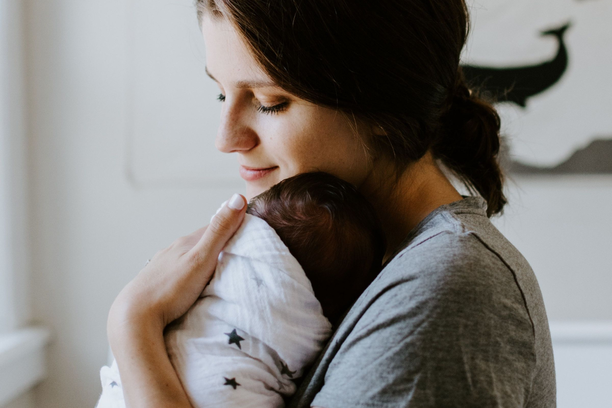 Smykker som mors dags gave - 3 grunde til at det er den perfekte gave og 3 ting du skal overveje inden køb